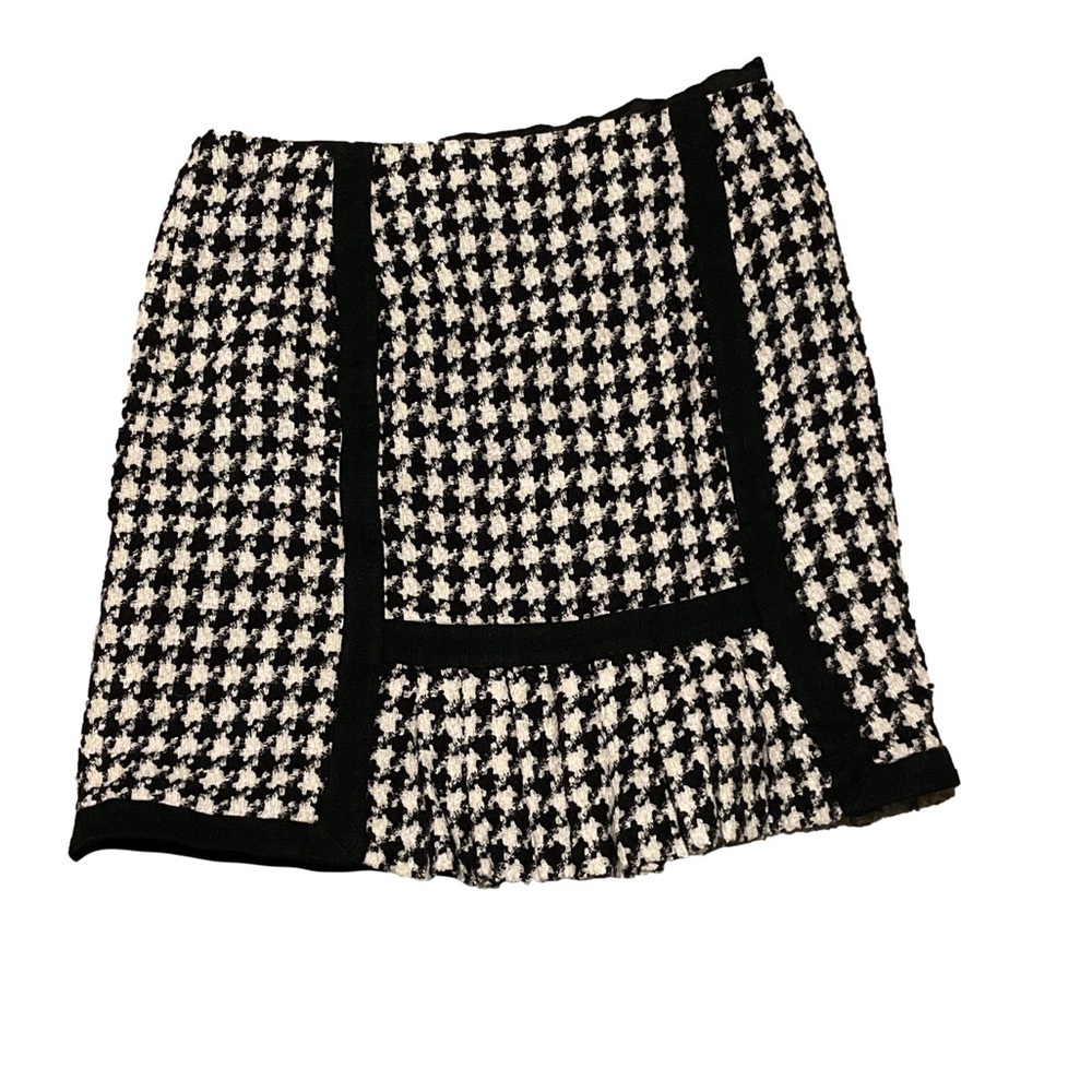 ECI New York Tweeded Houndstooth Black and White Wrap Skirt 10 - Picture 2 of 7